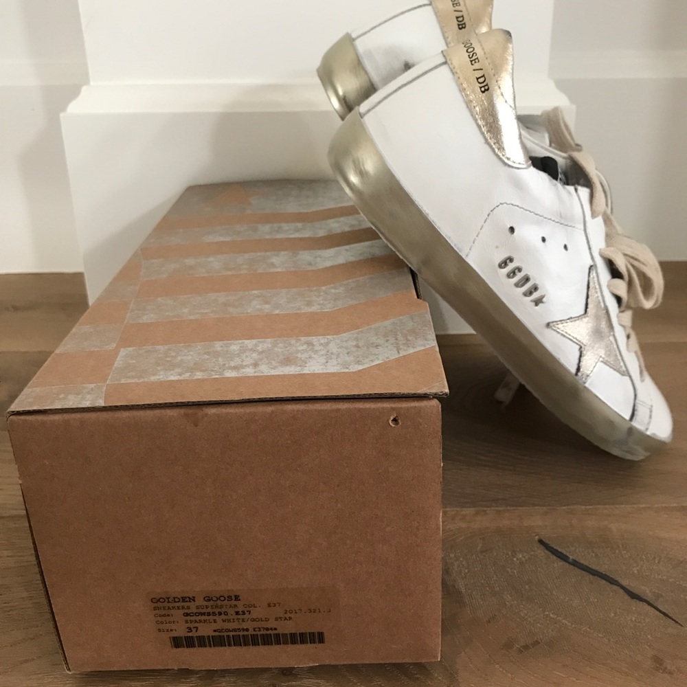 GOLDEN GOOSE SUPERSTAR